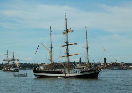 Housing apprentices to sail the Irish Sea in tall ship challenge